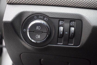 Chevrolet Cruze 1.6 AT (109 л. с.)