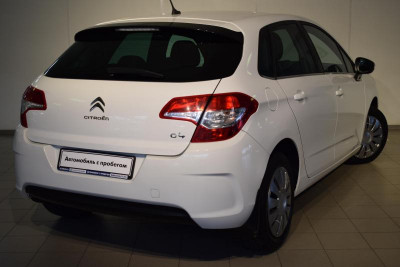 Citroen C4 1.6 MT (109 л.с.)