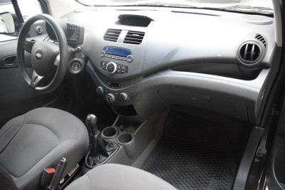 Chevrolet Spark 1.0 MT (68 л. с.)
