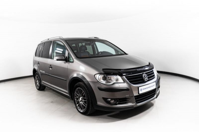 Volkswagen Touran 1.4 AT (170 л.с.)