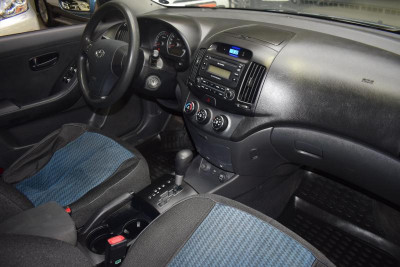 Hyundai Elantra 1.6 AT (122 л.с.)