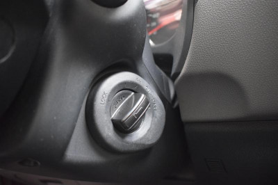 Nissan X-Trail 2.0 CVT (141 л. с.)