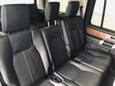 Land Rover Discovery 3.0 TDV6 AT 4WD (211 л. с.)