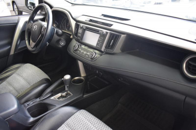 Toyota RAV4 2.5 AT (180 л. с.)