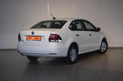 Volkswagen Polo 1.6 MPI MT (90 л. с.) Trendline