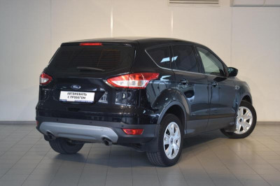 Ford Kuga 2.5 AT (150 л. с.) Trend