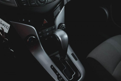 Chevrolet Cruze 1.6 AT (109 л. с.)