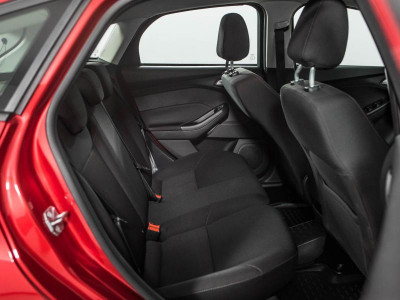 Ford Focus Хетчбэк 1.6 Ti-VCT PowerShift (105 л. с.) Sync Edition