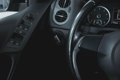 Volkswagen Tiguan 1.4 TSI BlueMotion DSG (150 л. с.) Avenue