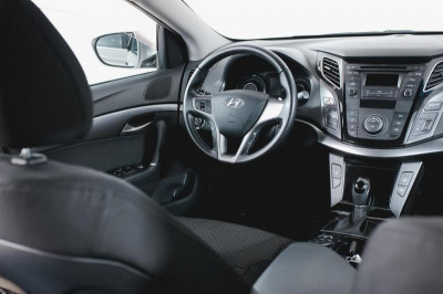 Hyundai i40 2.0 AT (150 л. с.) Comfort Plus