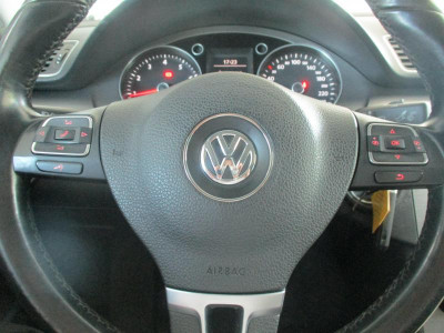 Volkswagen Passat 1.8 TSI MT (152 л. с.)