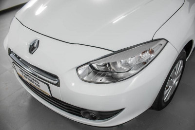 Renault Fluence 1.6 AT (110 л. с.)