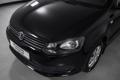 Volkswagen Polo 1.6 MT (105 л. с.)