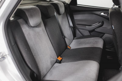Ford Focus 1.6 MT (125 л. с.)