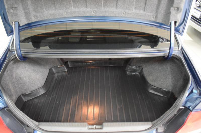 Mitsubishi Lancer 1.6 MT (98 л. с.)