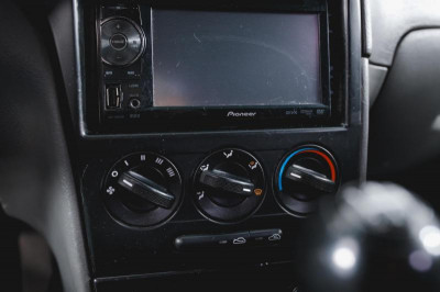 Kia Spectra 1.6 AT (101 л. с.)