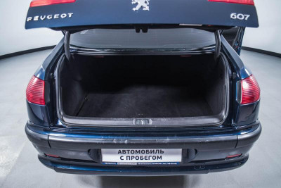 Peugeot 607 2.2 TDi MT (133 л. с.)