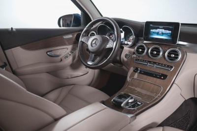 Mercedes-Benz GLC-Класс 250 4MATIC 2.0 AT (211 л.с.) 4WD