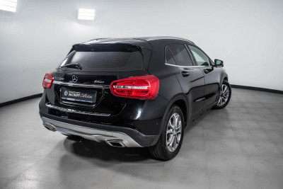 Mercedes-Benz GLA GLA 250 7G-DCT 4Matic (211 л. с.) Особая серия