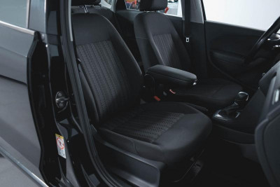 Volkswagen Polo 1.6 MPI AT (110 л. с.) Trendline