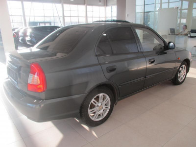 Hyundai Accent 1.5 MT (102 л. с.)