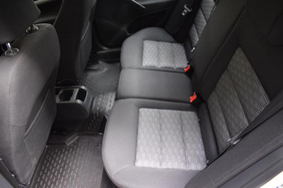 ŠKODA Octavia 1.6 MultiFuel MT (102 л. с.)