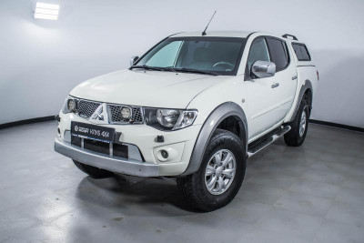 Mitsubishi L200 2.5 DI-D MT (136 л. с.)