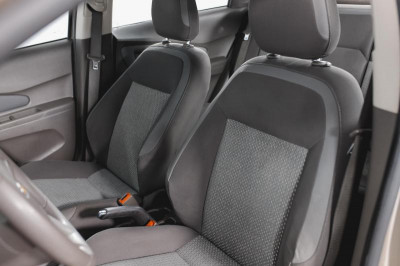 Chevrolet Cobalt 1.5 MT (105 л. с.)