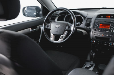 Kia Sorento 2.4 AT 4WD (175 л. с.)
