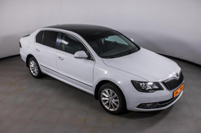 ŠKODA Superb 1.8 TSI DSG (152 л. с.)
