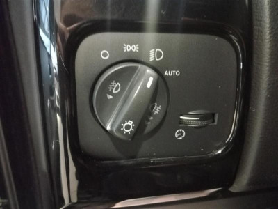 Land Rover Discovery 4.4 AT (295 л. с.)