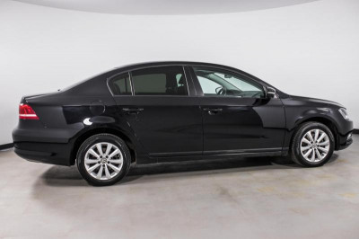 Volkswagen Passat 1.4 TSI MT (122 л. с.)