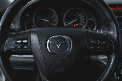 Mazda 6 1.8 MT (120 л. с.)