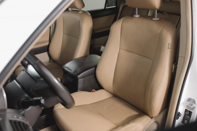 Toyota Land Cruiser Prado 3.0 D AT 4WD (173 л. с.)