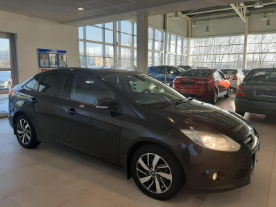 Ford Focus 1.6 PowerShift (125 л. с.)