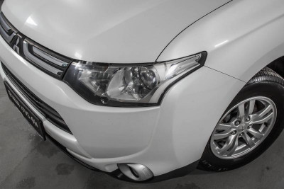Mitsubishi Outlander 2.0 CVT (146 л.с.)
