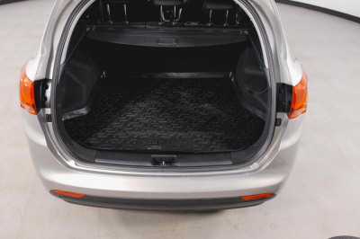 Kia ceed SW 1.6 AT (130 л. с.) Comfort