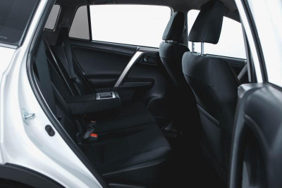 Toyota RAV4 2.0 CVT (146 л. с.)