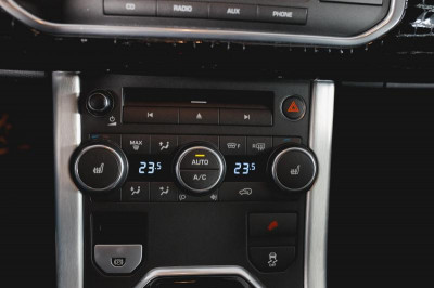 Land Rover Range Rover Evoque 2.2 TD4 AT (150 л. с.)