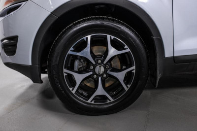 Ford Kuga 2.0 TDCi MT AWD (136 л. с.)