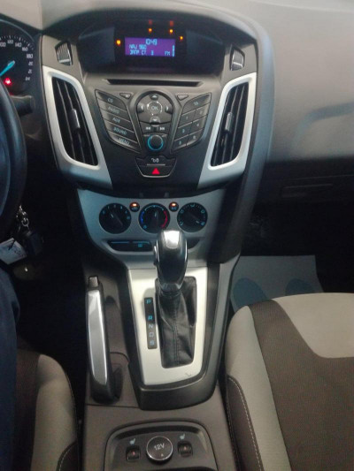 Ford Focus 1.6 PowerShift (105 л. с.)