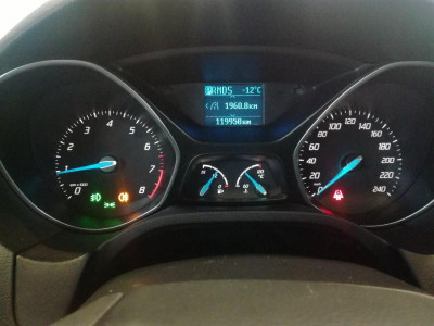 Ford Focus 1.6 PowerShift (105 л. с.)