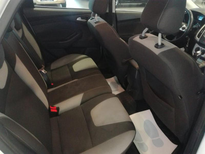 Ford Focus 1.6 PowerShift (105 л. с.)
