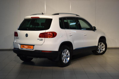 Volkswagen Tiguan 2.0d AT (140 л.с.) 4WD Avenue