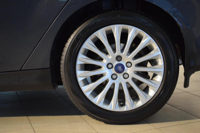Ford Focus 2.0 PowerShift (150 л. с.)