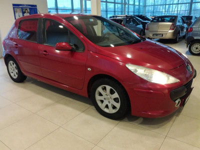 Peugeot 307 1.6 AT (110 л. с.)