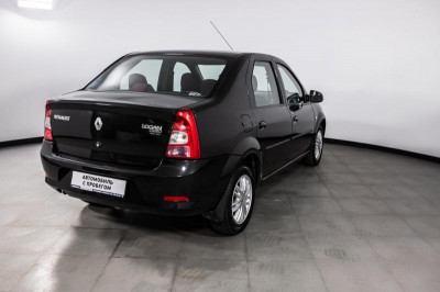 Renault Logan 1.6 MT (84 л. с.)