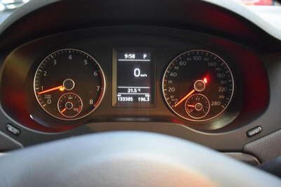 Volkswagen Jetta 1.4 TSI DSG (122 л. с.)
