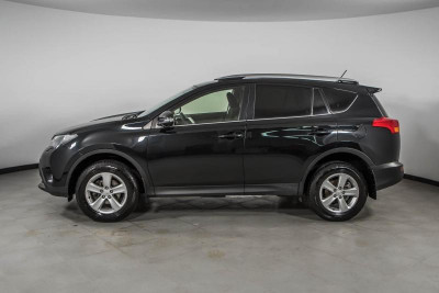 Toyota RAV4 2.0 MT AWD (146 л. с.)