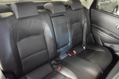 Nissan Qashqai 2.0 CVT FWD (140 л. с.)